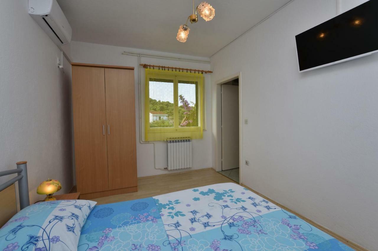 Apartment Dijo I Примоштен Экстерьер фото