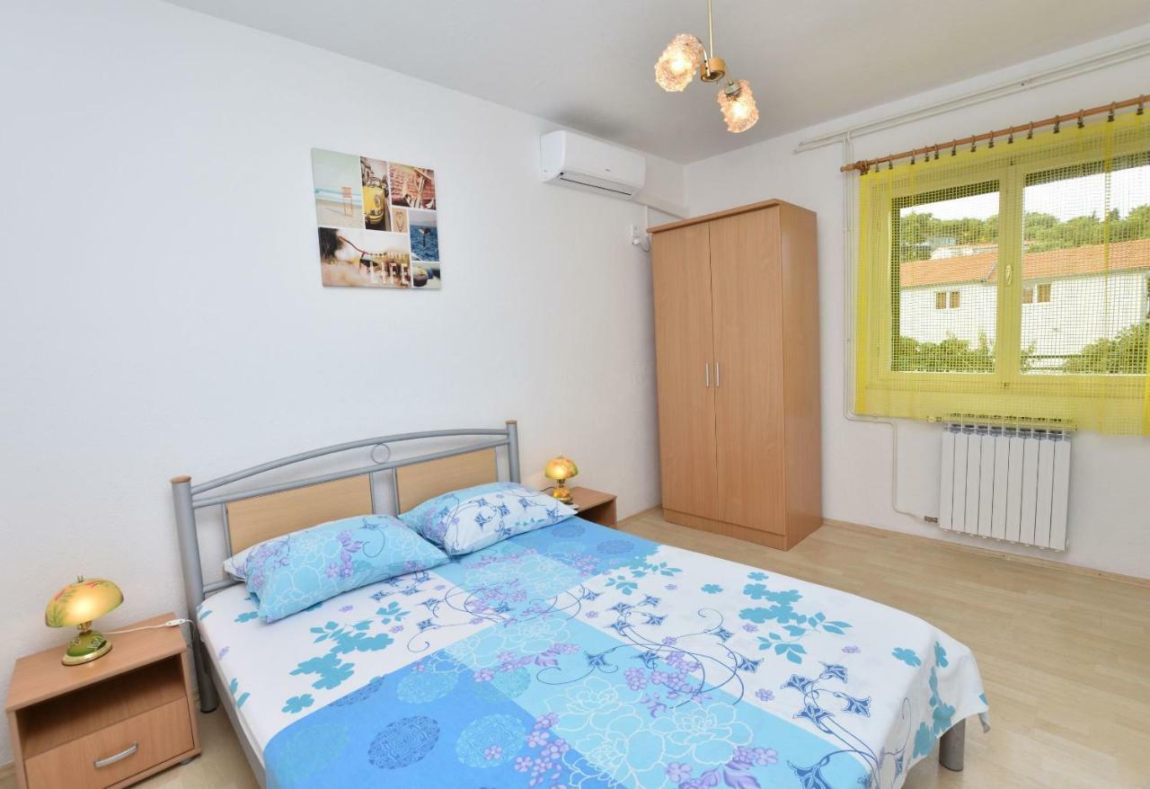 Apartment Dijo I Примоштен Экстерьер фото